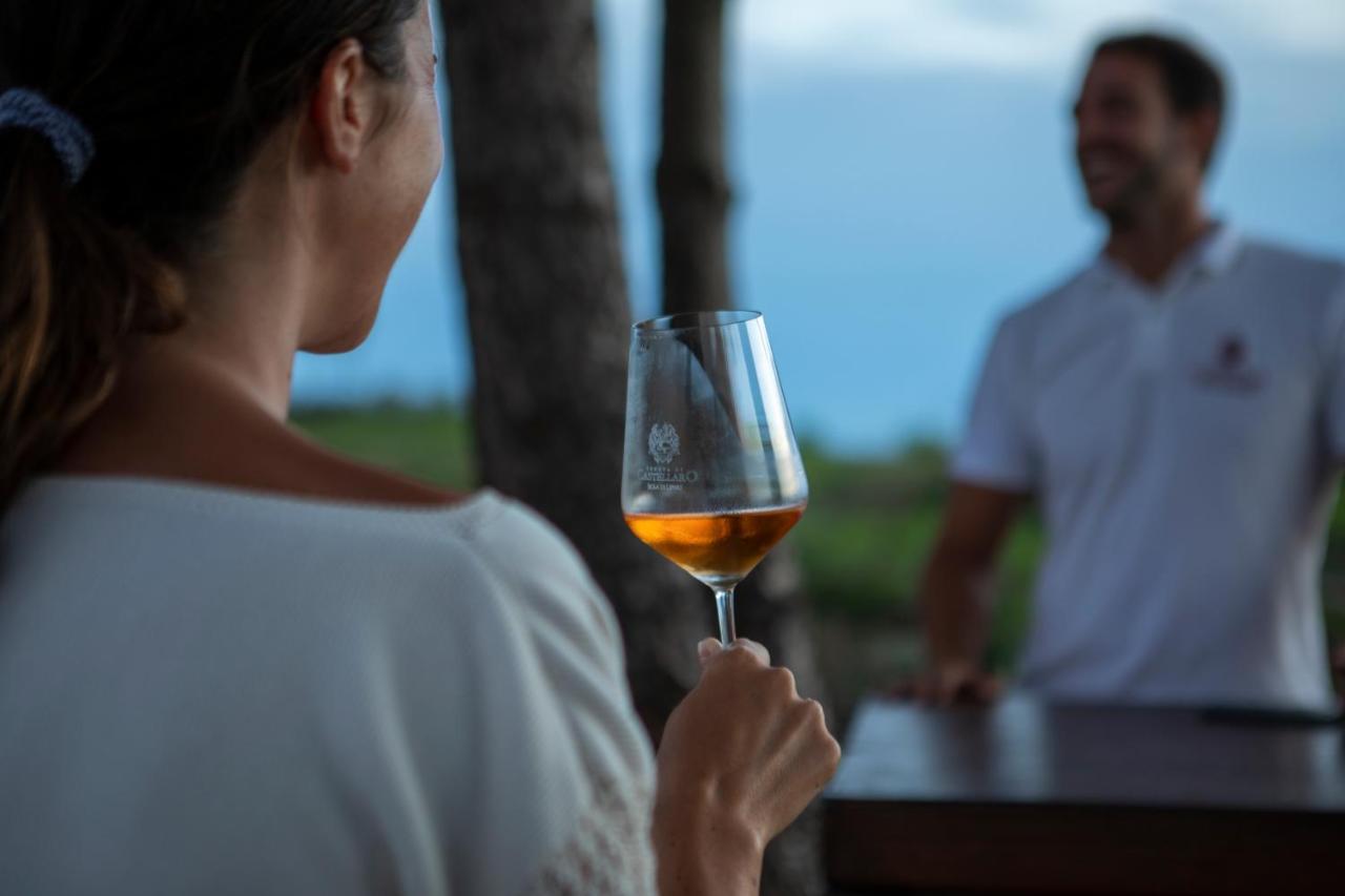 Tenuta Di Castellaro Winery & Resort ليباري المظهر الخارجي الصورة